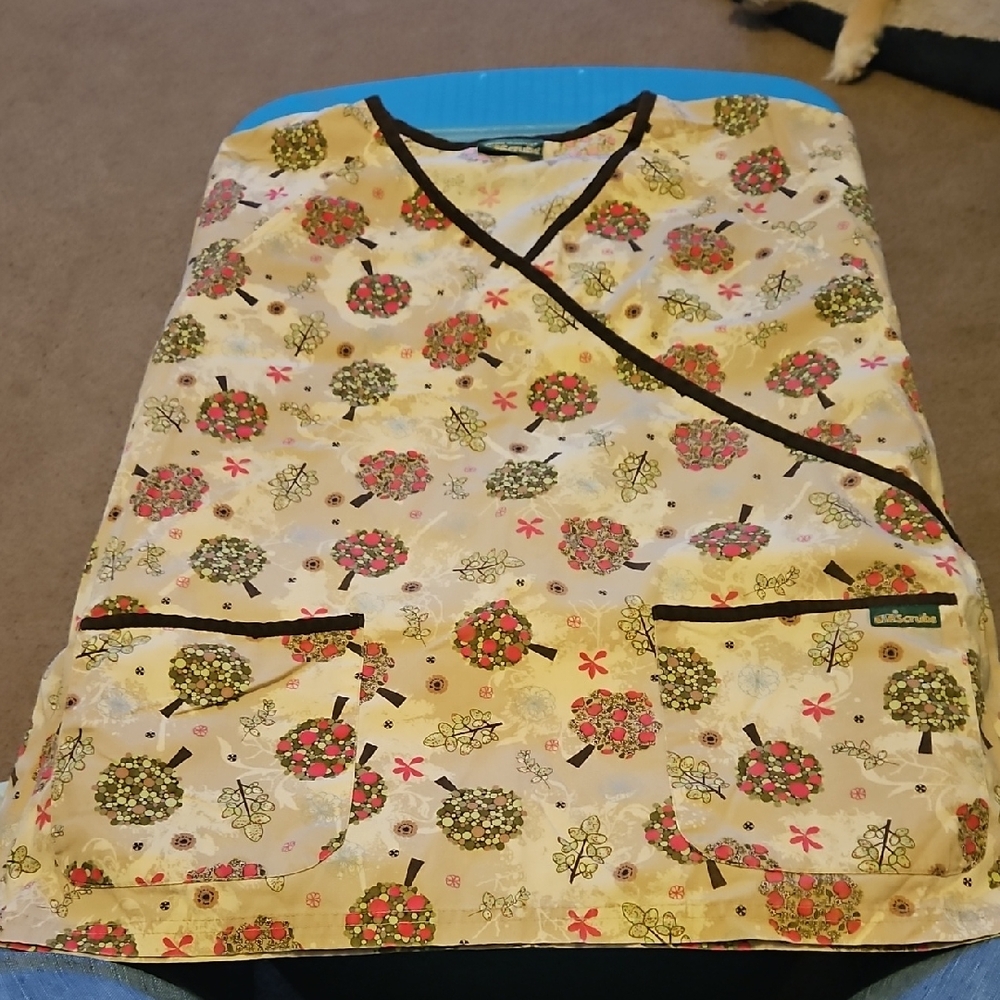 UA Scrubs Short Sleeved Top